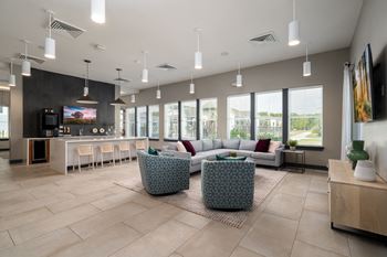 Community Kitchen & Lounge